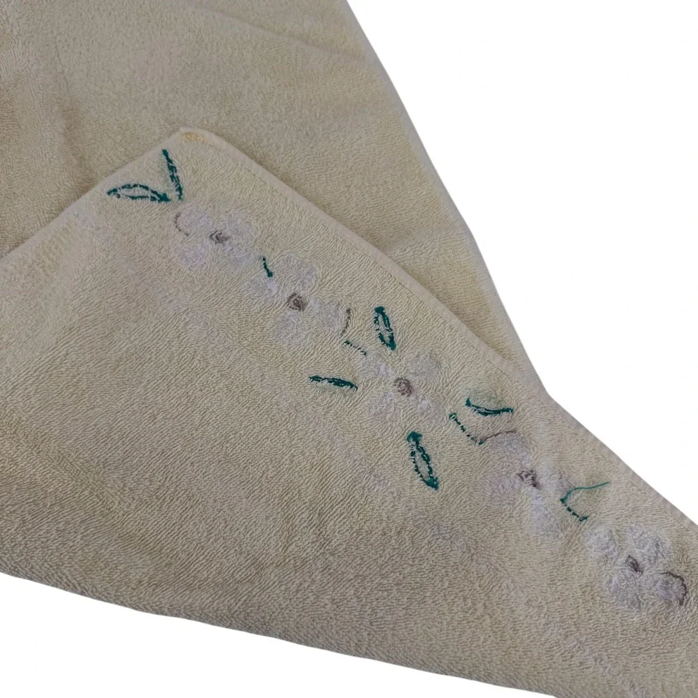 Vintage Martex Hand Towels Set 3 Blue Yellow Embroidered Floral Daisy Cotton